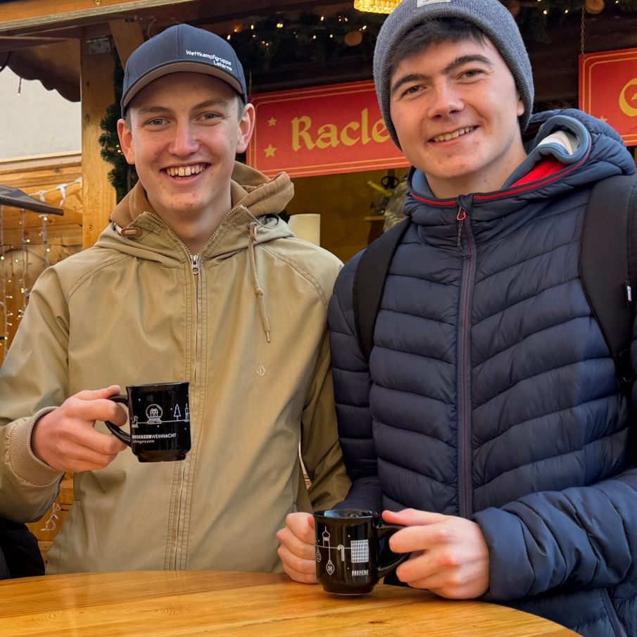 VOL.AT war auf dem Weihnachtsmarkt in Bregenz und hat sich bei den Gästen umgehört.