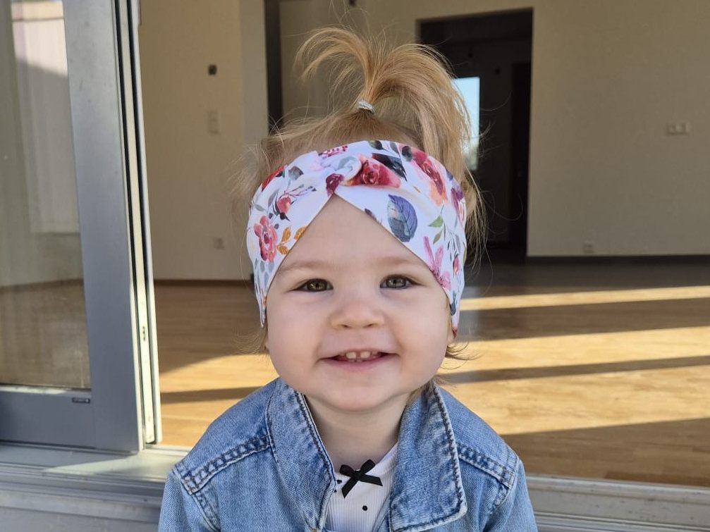 Die kleine Pia (2) braucht Ihre Hilfe.