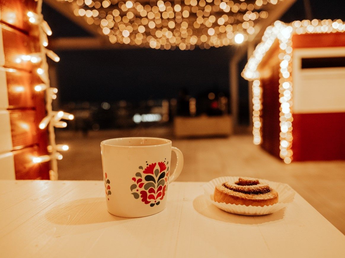 Auf der Dachterrasse des IKEA am Wiener Westbahnhof gibt es wieder einen Weihnachtsmarkt. Auf der Dachterrasse des IKEA am Wiener Westbahnhof gibt es wieder einen Weihnachtsmarkt.
