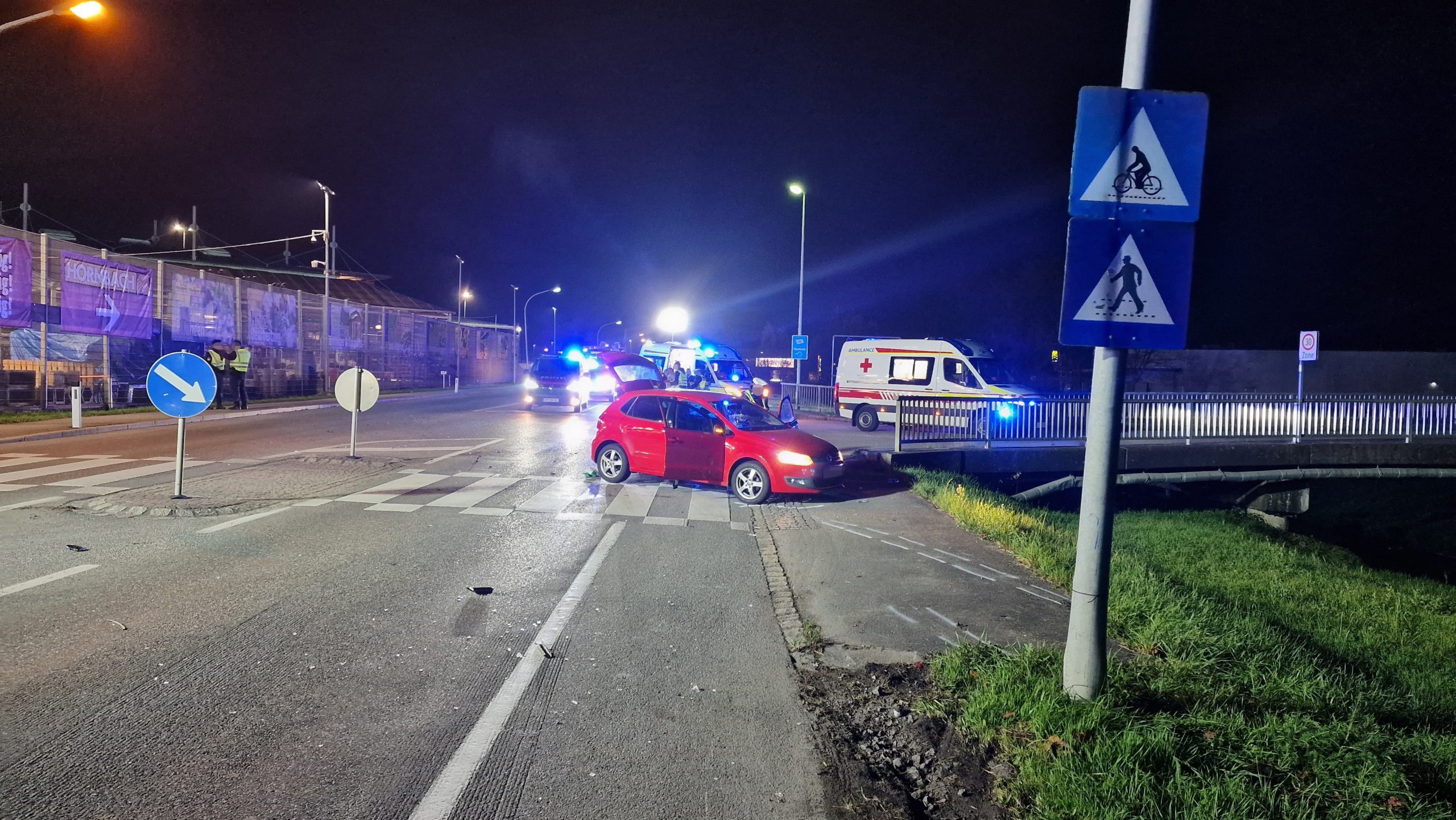 Der Unfall ereignete sich kurz nach dem Kreisverkehr Richtung Lustenau.