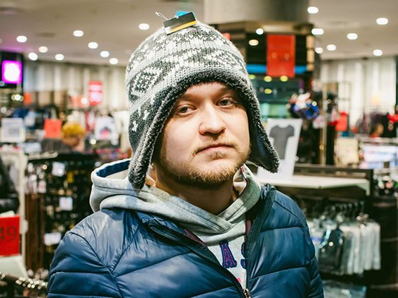 Damit es beim Weihnachts-Shopping keine langen Gesichter gibt: Die AK Vorarlberg sagt dir, was du beim Kauf über Klarna & Co. beachten musst.