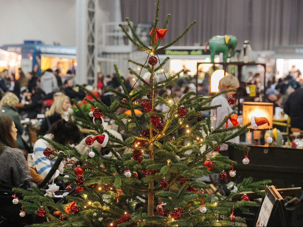 Der Edelstoff X-MAS – Weihnachtsmarkt für junges Design findet wieder statt.