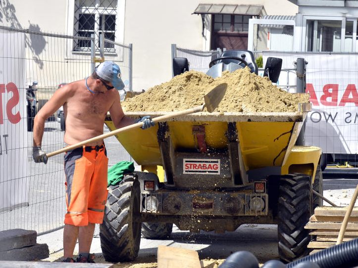 Die Hitzefrei-Regel braucht eine gesetzliche Verankerung, so die Baugewerkschaft. Die Hitzefrei-Regel braucht eine gesetzliche Verankerung, so die Baugewerkschaft.