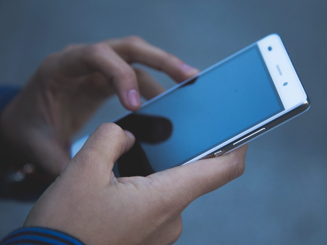 Weiter Tauziehen um eine Lösung zur Handy-Sicherstellung.