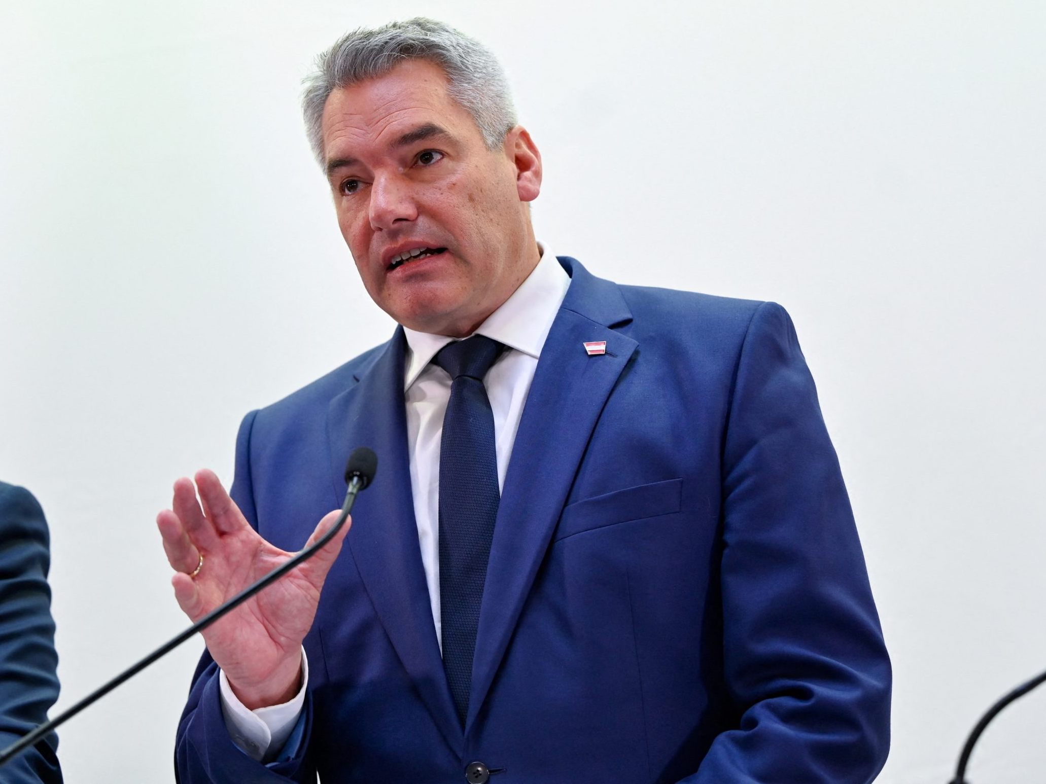 Nehammer telefonierte mit EU-Ratspräsident Costa zur Lage in Syrien.
