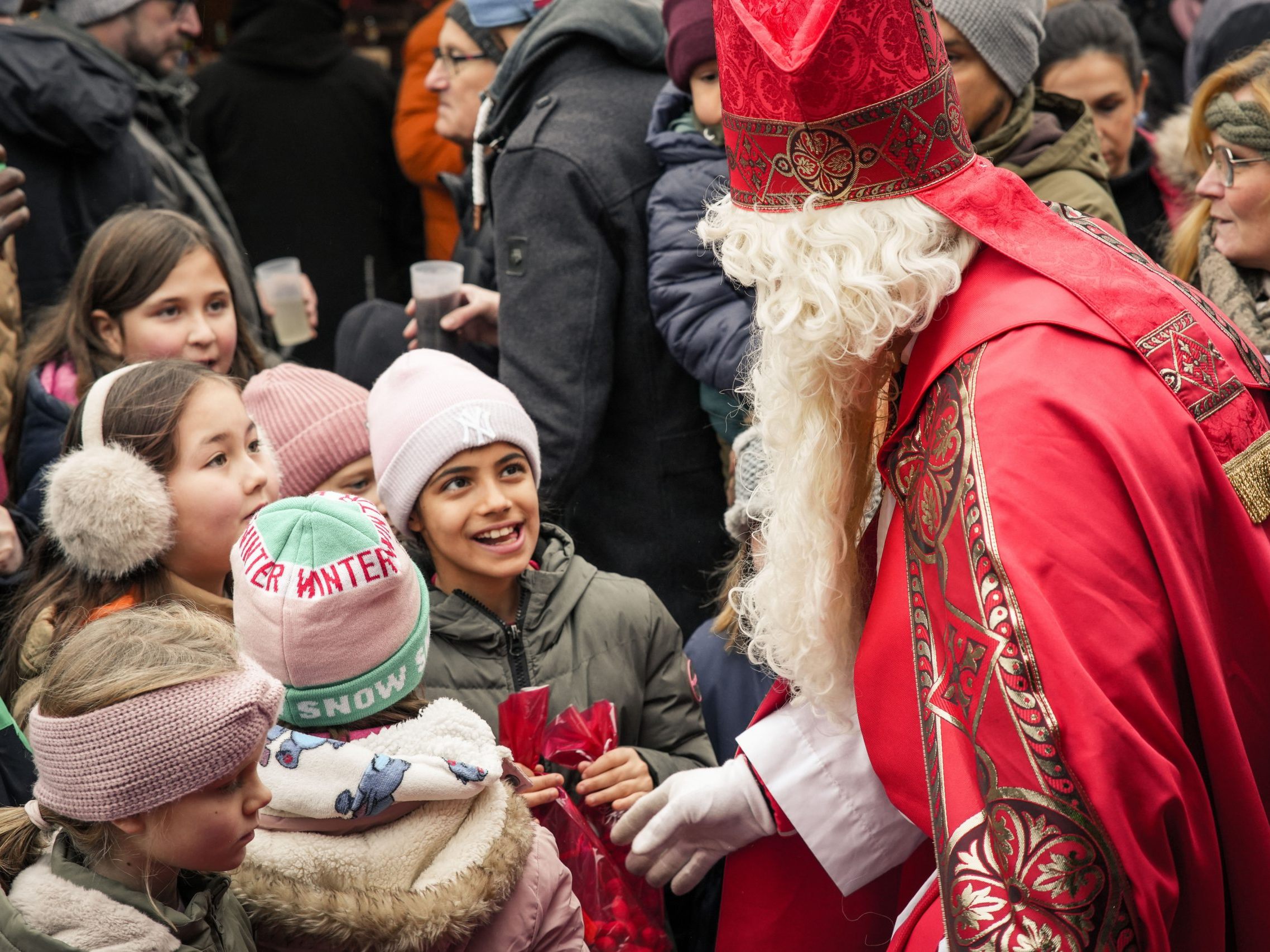 Lauteracher Adventsmarkt erfreut sich großer Beliebtheit Lauteracher Adventsmarkt erfreut sich großer Beliebtheit