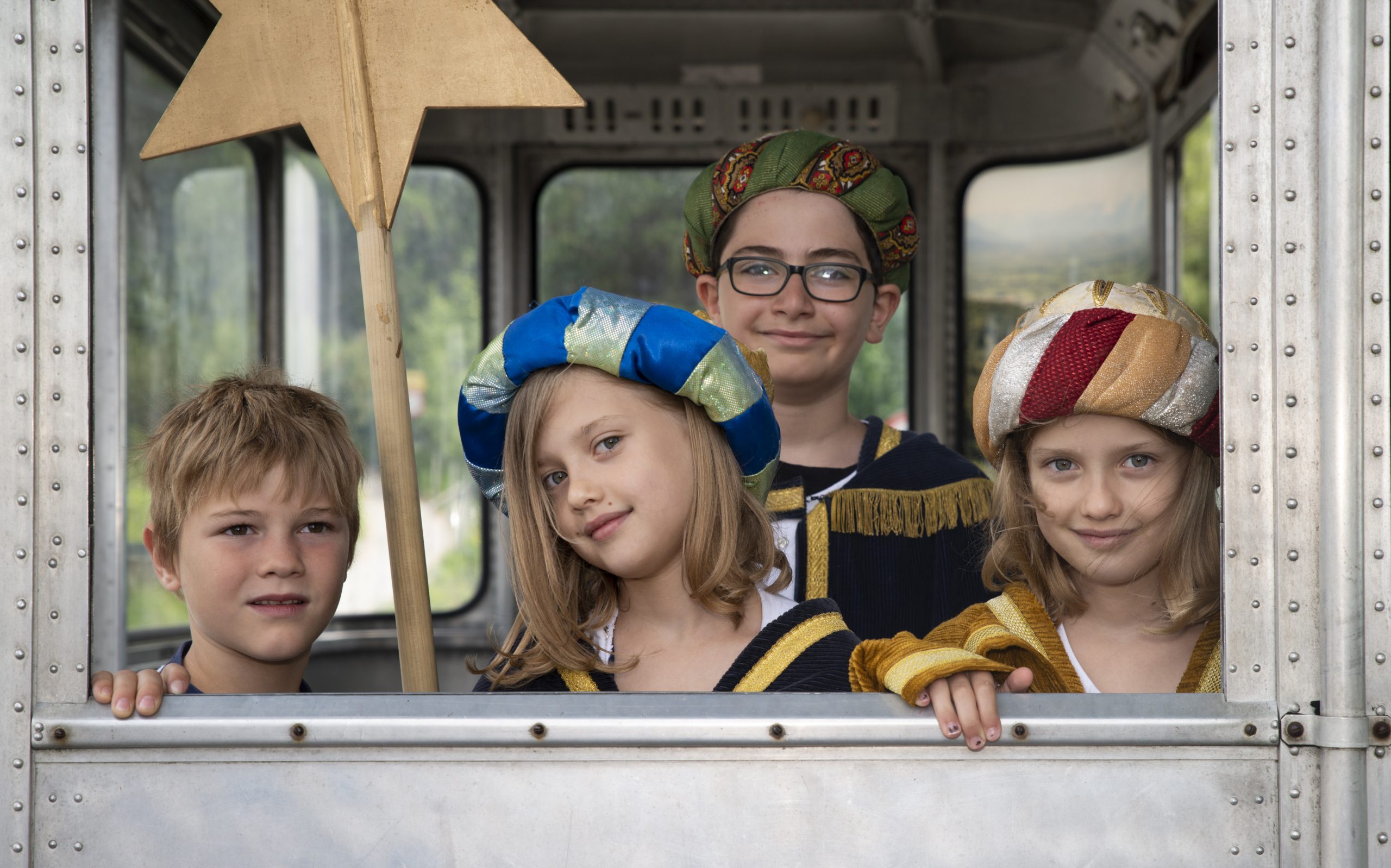 Sternsinger/innen besuchen die Pfänderbahn