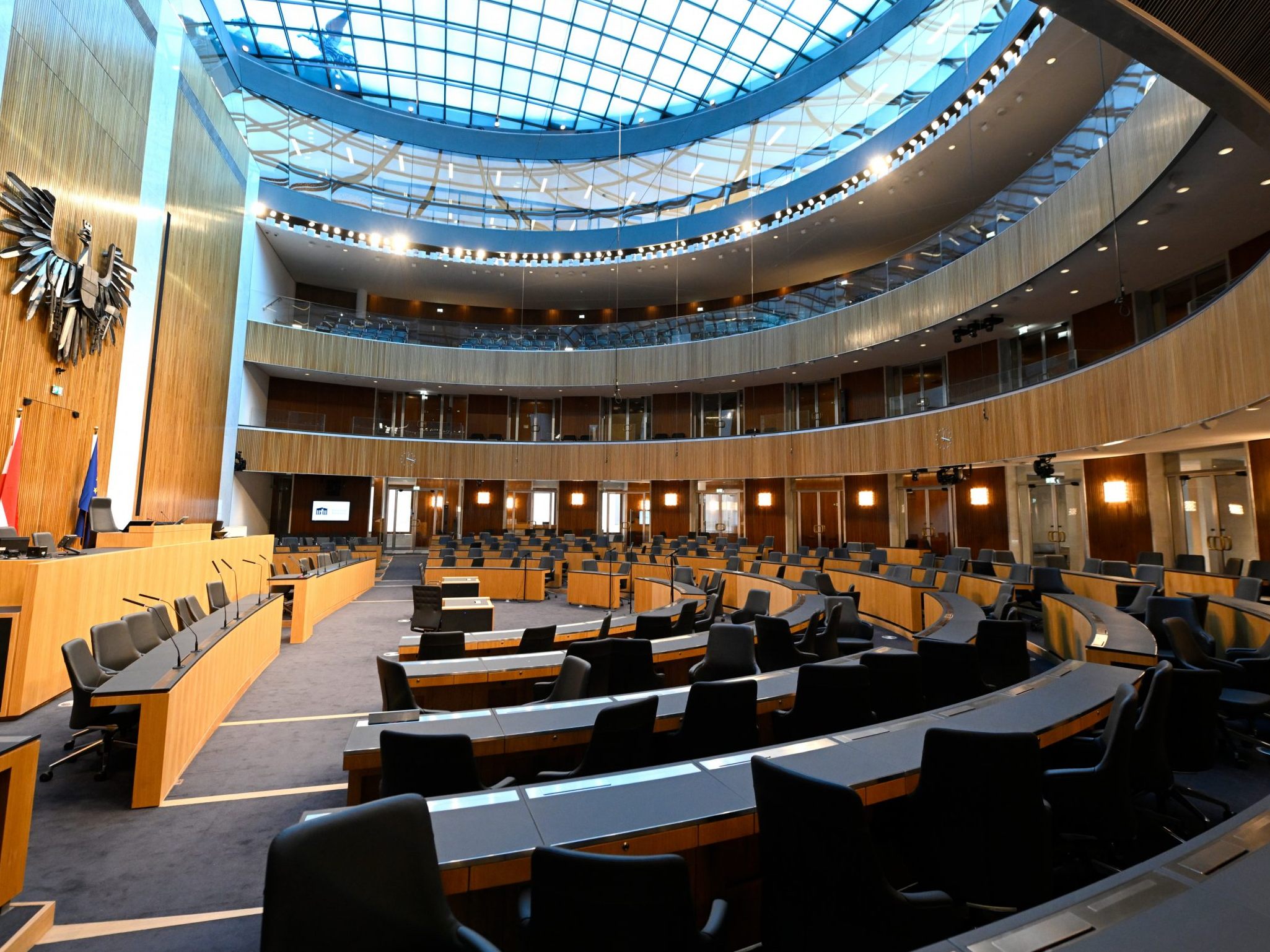 Erschwert wurden die Gespräche in den Untergruppen dadurch, dass es noch immer keine Budgetzahlen gibt, die außer Streit stehen.