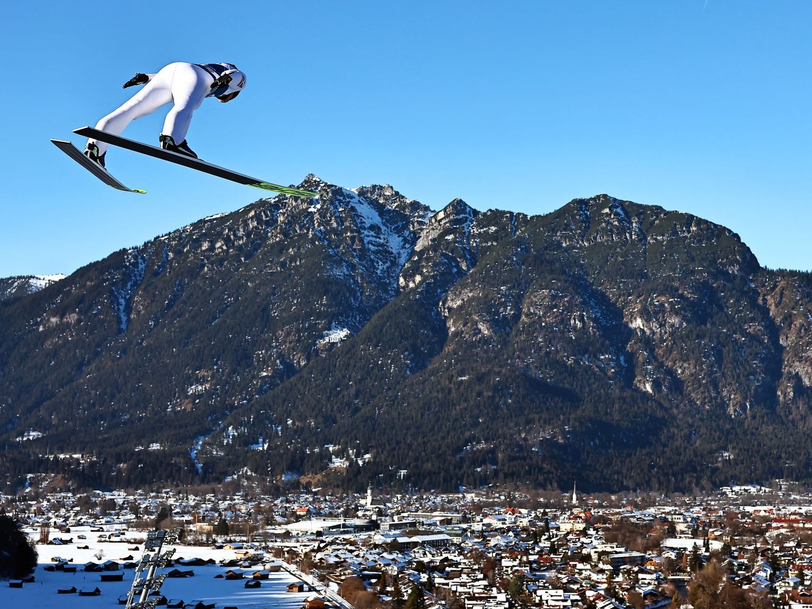 Jan Hoerl hat die Quali in Garmisch-Partenkirchen gewonnen.