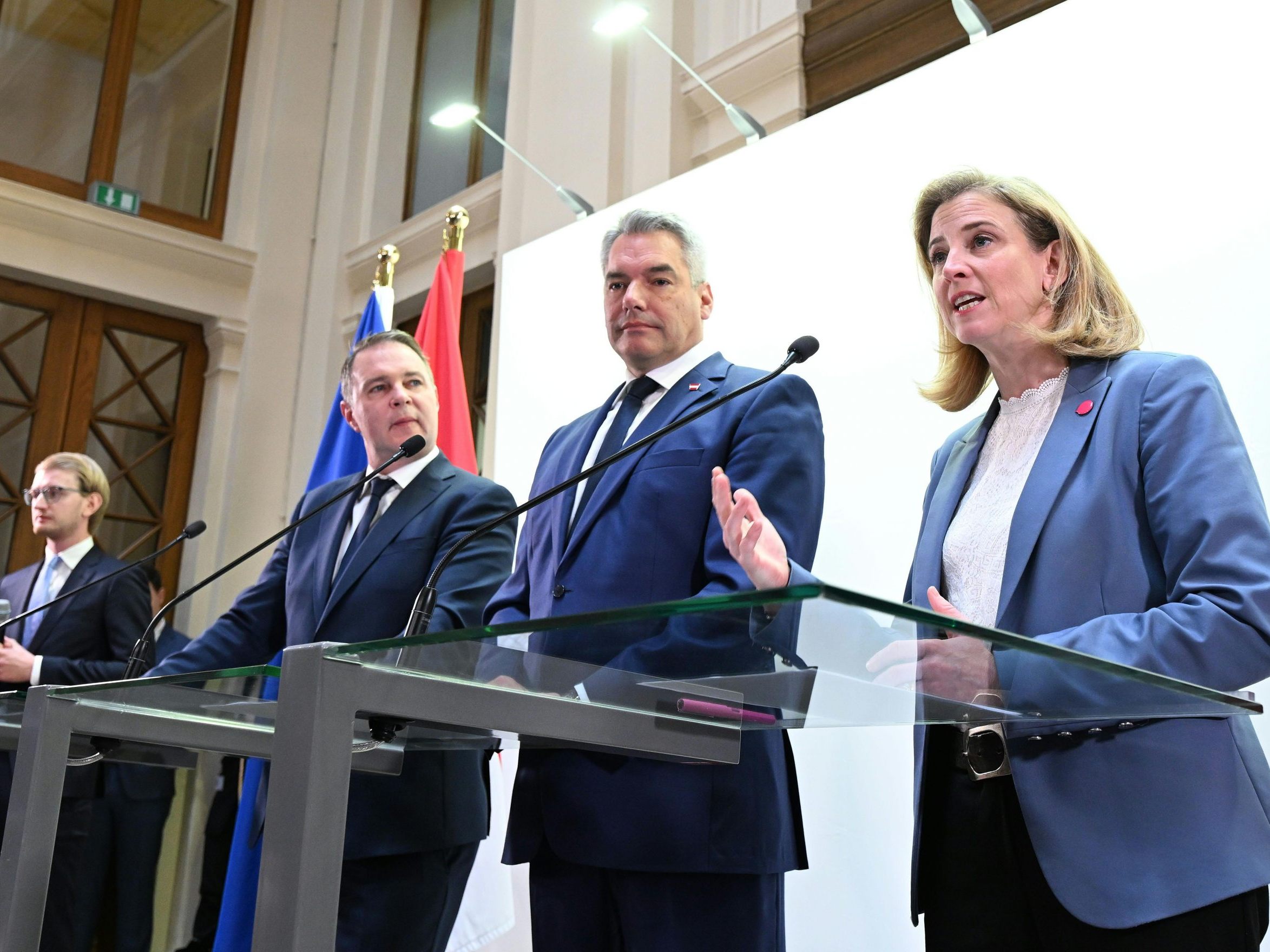 Wogen bei schwarz-rot-pinken Regierungsgesprächen scheinen geglättet.