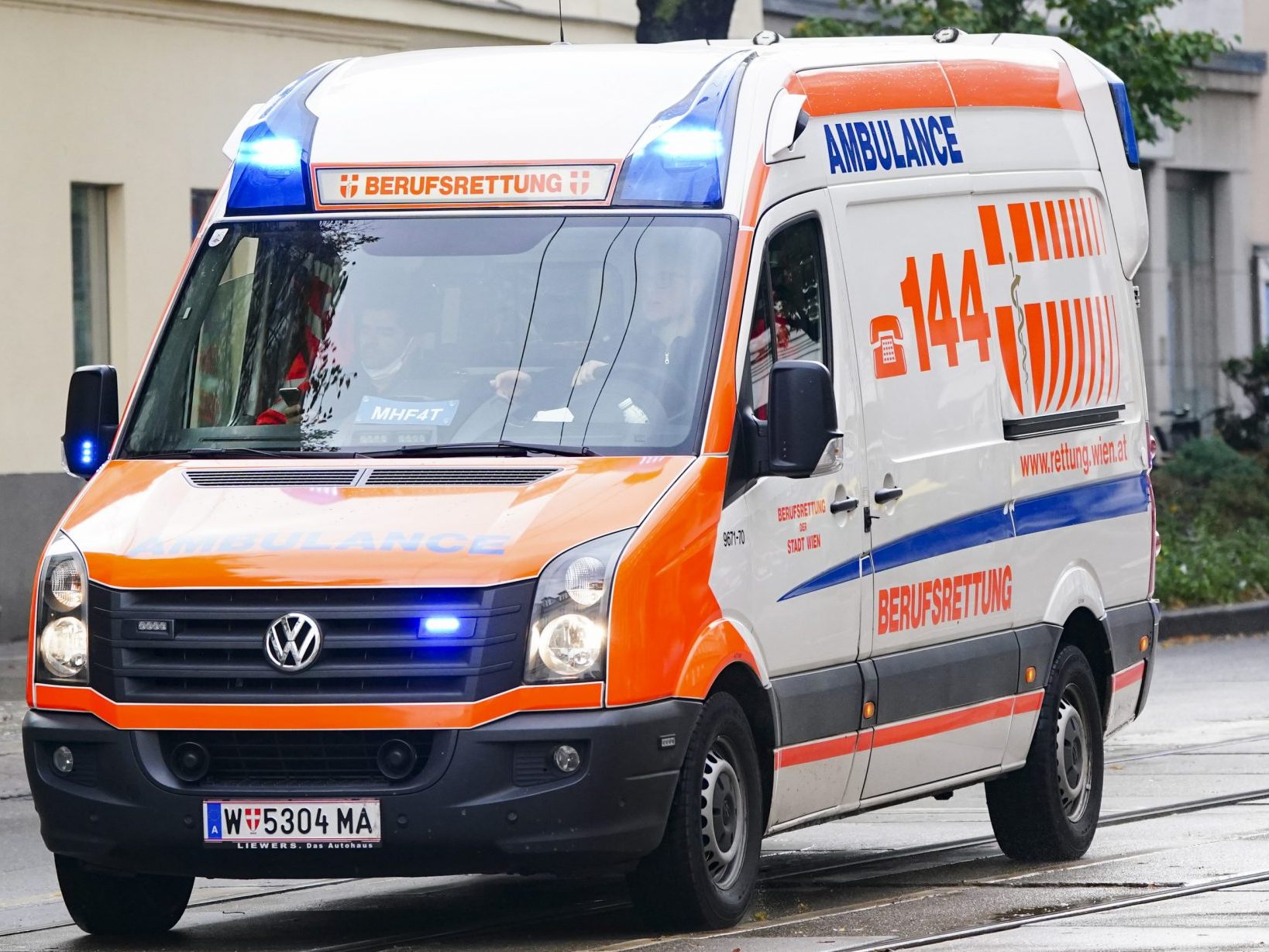 Verkehrsunfall mit drei Leichtverletzten in Wien.