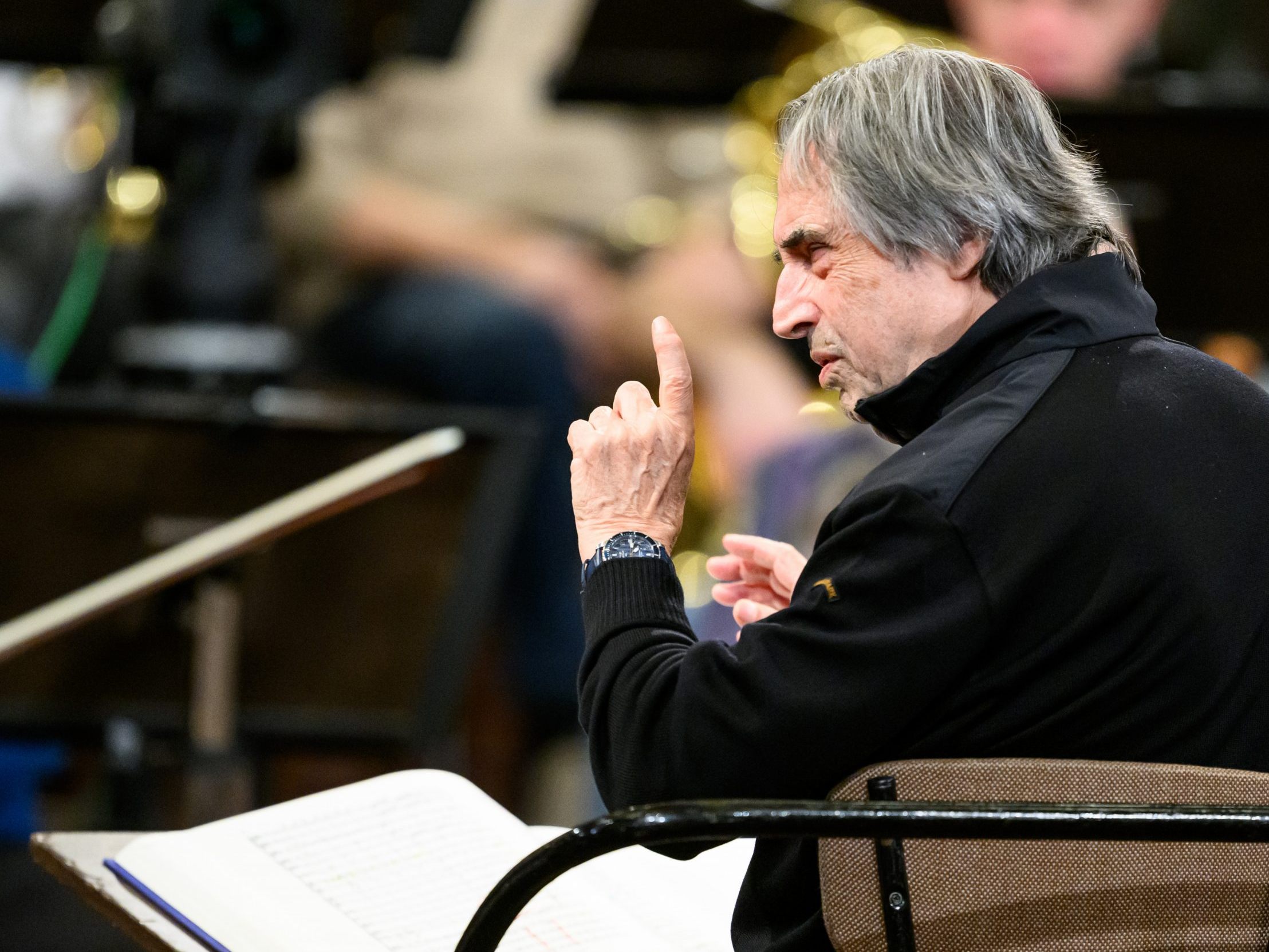 Riccardo Muti dirigiert das Neujahrskonzert zum siebenten Mal. Riccardo Muti dirigiert das Neujahrskonzert zum siebenten Mal.