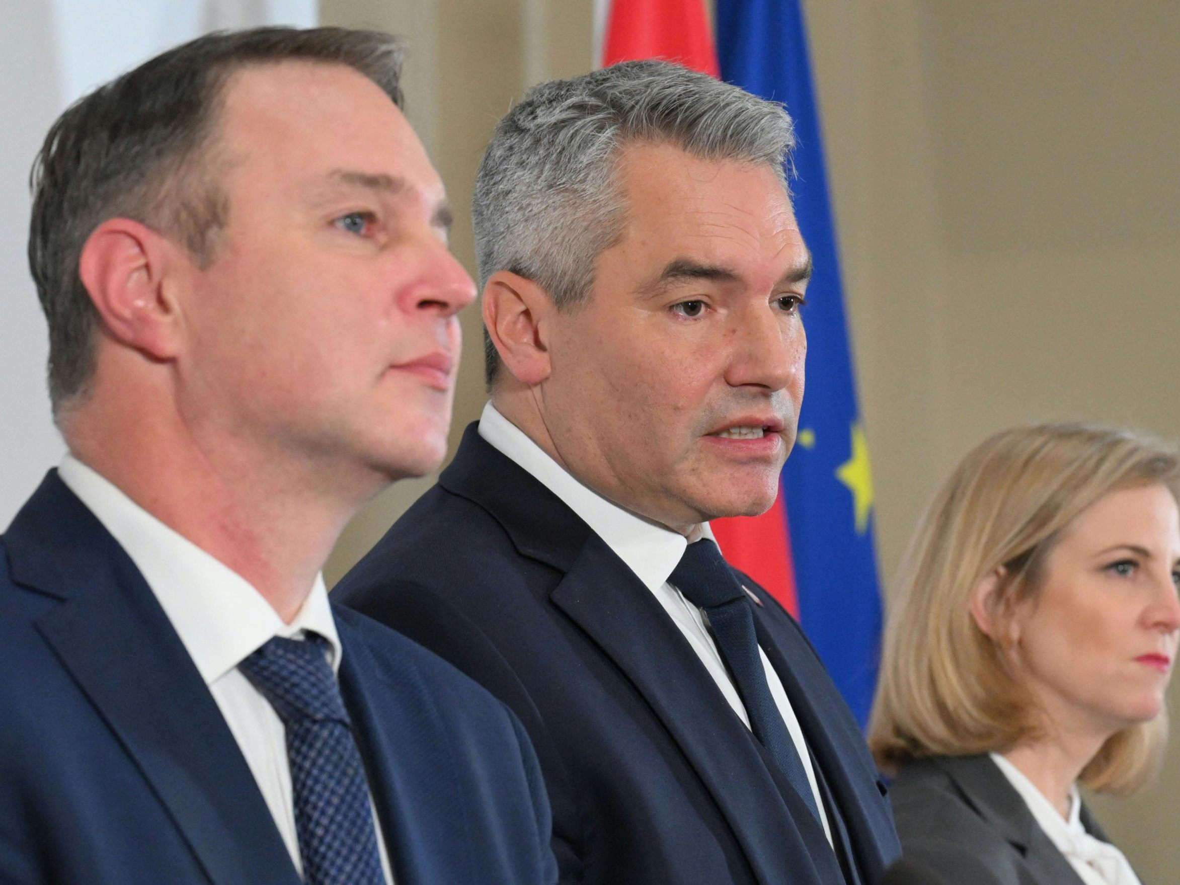 ÖVP, SPÖ und NEOS sprachen in "mittelgroßer Runde" ÖVP, SPÖ und NEOS sprachen in "mittelgroßer Runde"