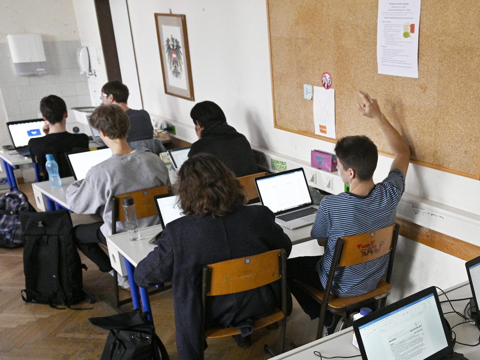 Mehr Schüler und mehr Lehrer gibt es an den österreichischen Schulen.