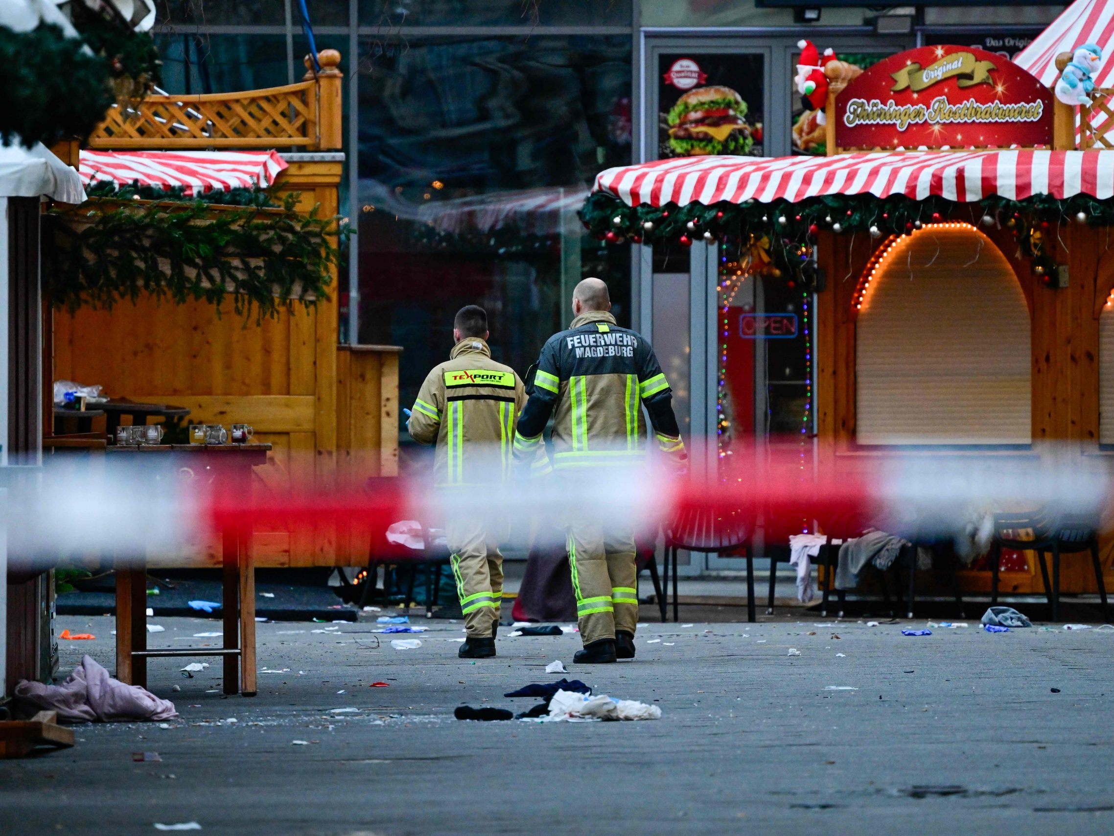 Die Amokfahrt eines 50-Jährigen forderte Tote und zahlreiche Verletzte. Die Amokfahrt eines 50-Jährigen forderte Tote und zahlreiche Verletzte.