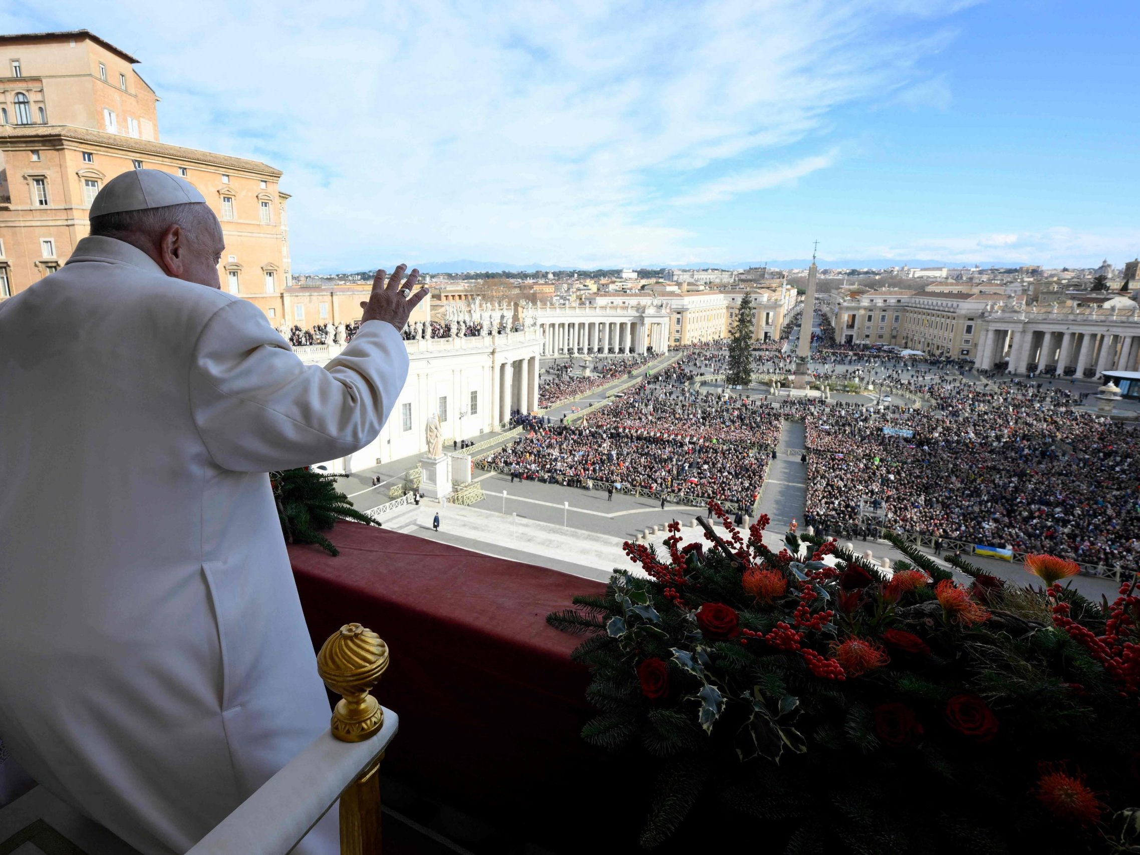Der Papst spendete wieder den Weihnachtssegen.