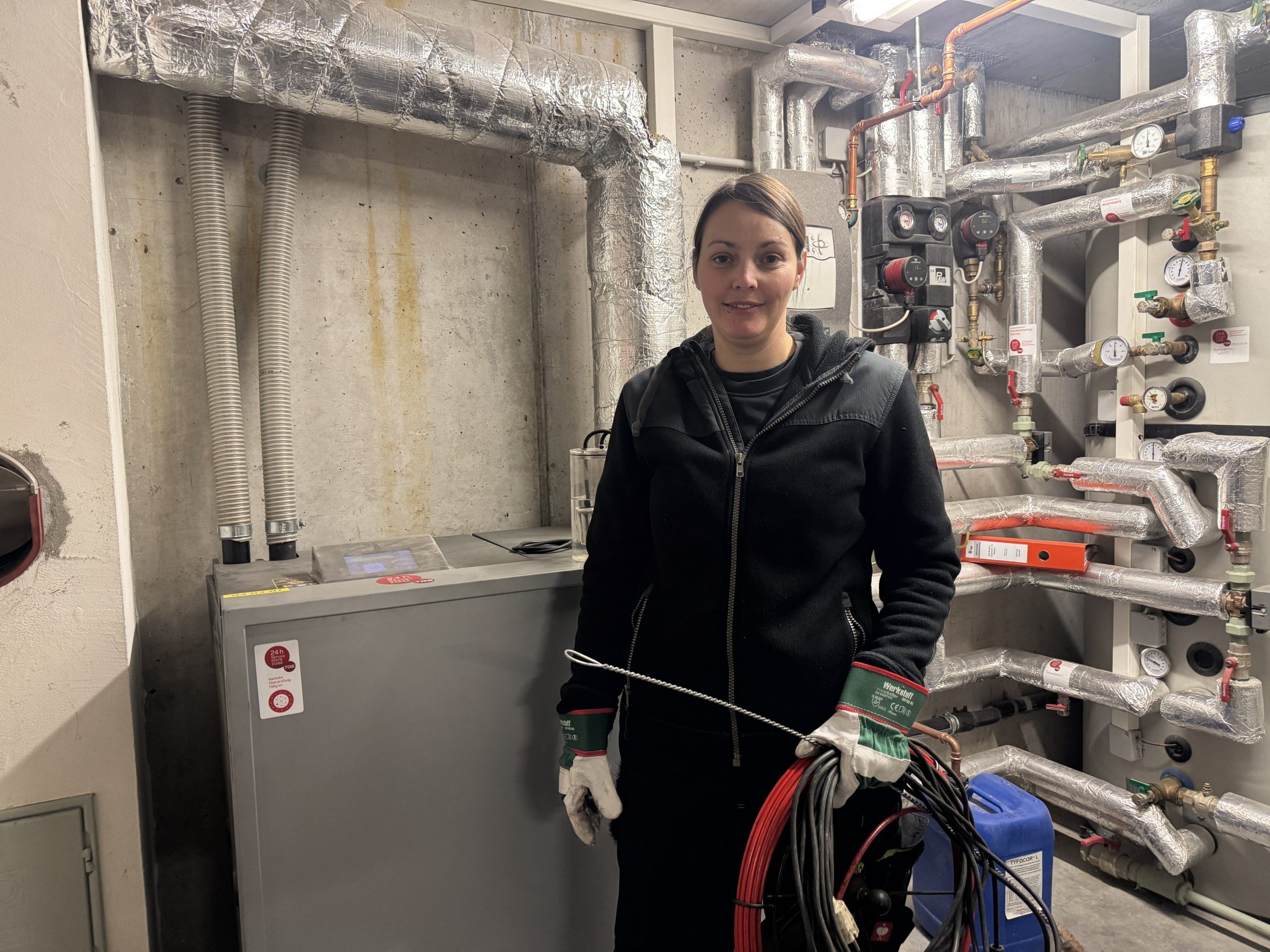 Martina Hämmerle bringt Glück in die Häuser.