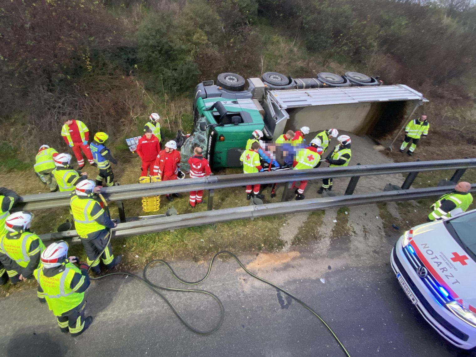 Schwerer Unfall auf der Südautobahn.