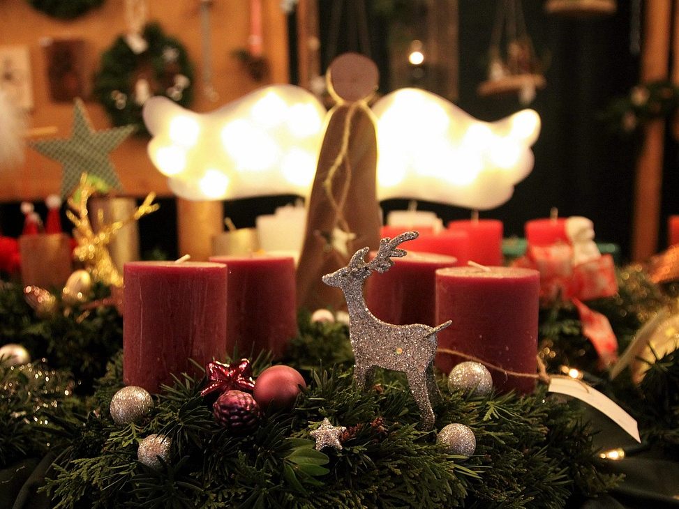 Der Adventmarkt im Palais Liechtenstein ist wieder geöffnet. Der Adventmarkt im Palais Liechtenstein ist wieder geöffnet.