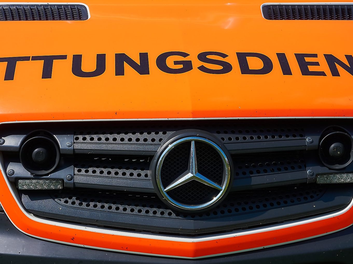 Der 32-Jährige verstarb noch am Unfallort.