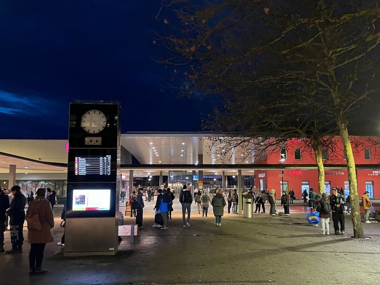 Jeweils am Freitag im Advent soll es am Bahnhof weihnachtlich werden. Jeweils am Freitag im Advent soll es am Bahnhof weihnachtlich werden.