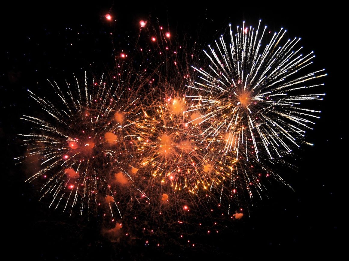 Der Mehrheit der Österreicher genießt das Feuerwerk.