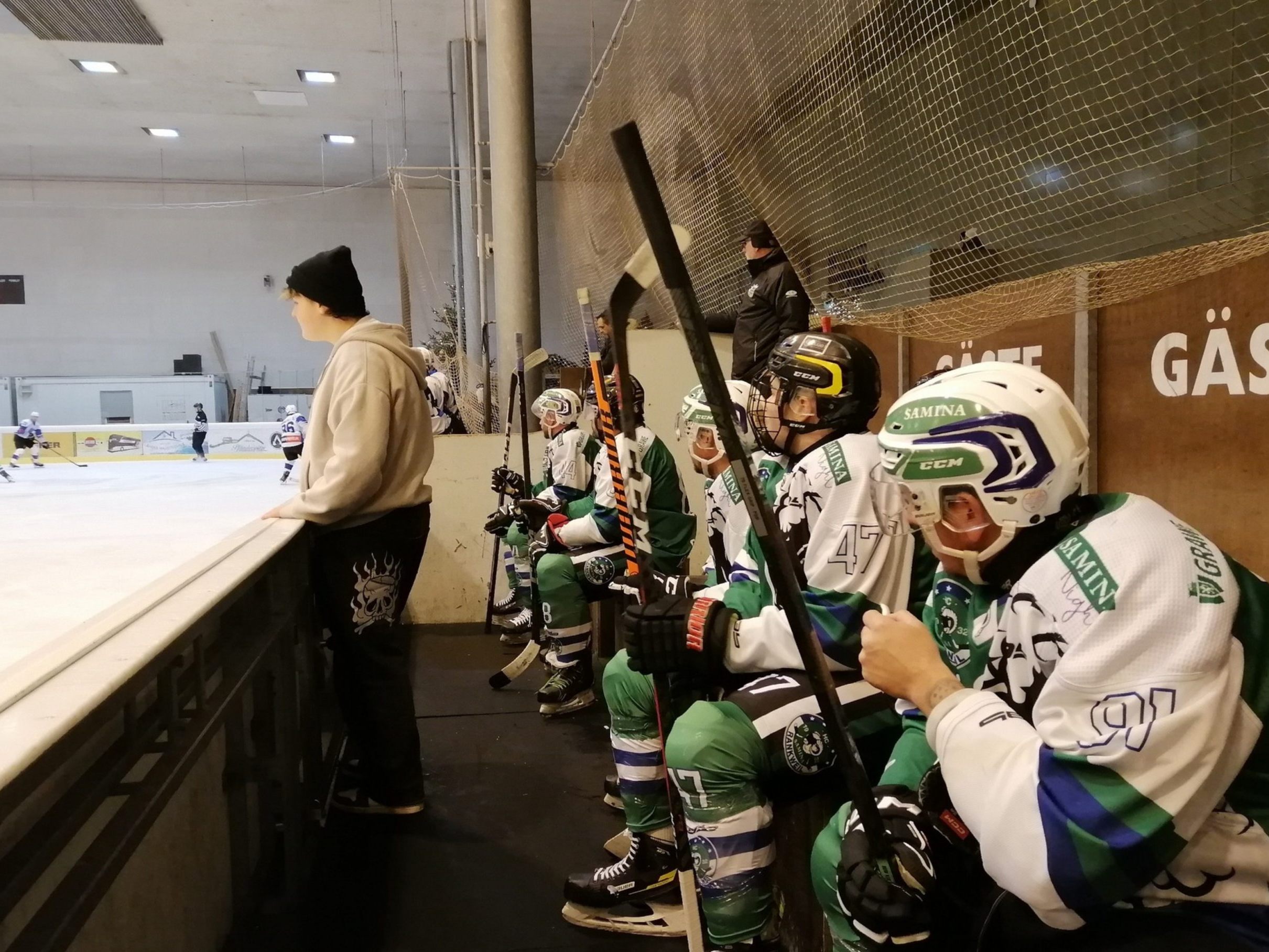 Der HC SAMINA Rankweil sicherte sich in Hard den ersten Punkt der neuen Saison. Der HC SAMINA Rankweil sicherte sich in Hard den ersten Punkt der neuen Saison.