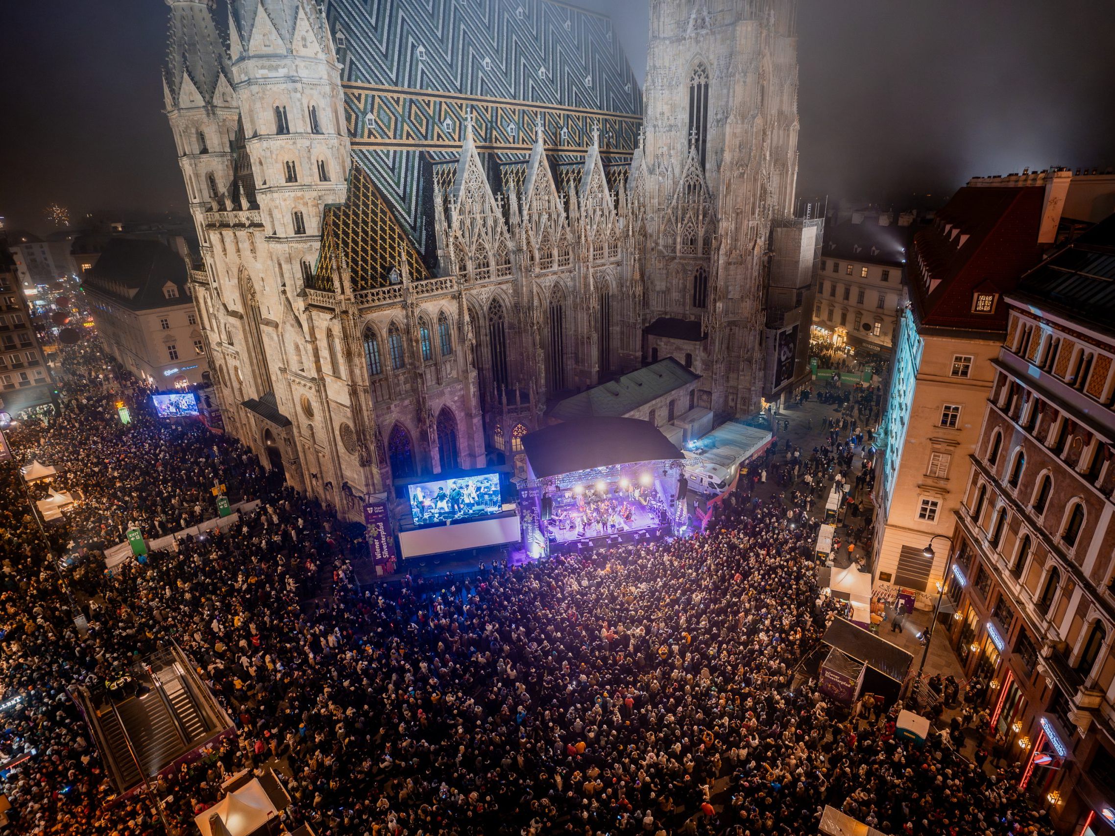 Der Andrang beim Wiener Silvesterpfad war groß. Der Andrang beim Wiener Silvesterpfad war groß.