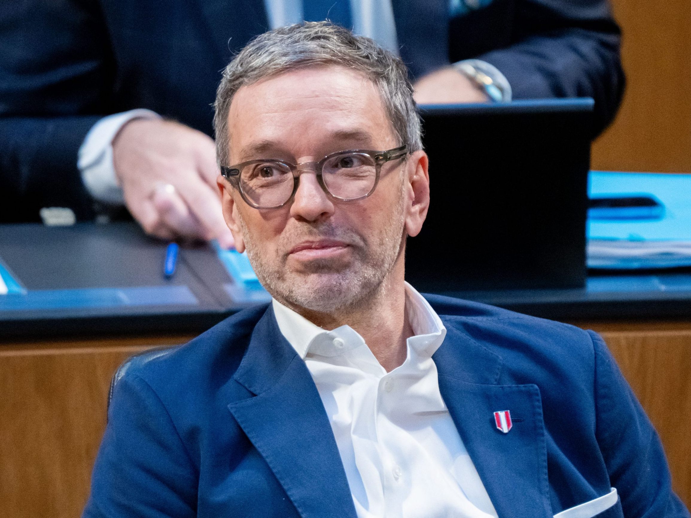 Kickl werde erst nach der Regierungsbildung ins Burgenland kommen, hieß es am Dienstag zur APA. Kickl werde erst nach der Regierungsbildung ins Burgenland kommen, hieß es am Dienstag zur APA.