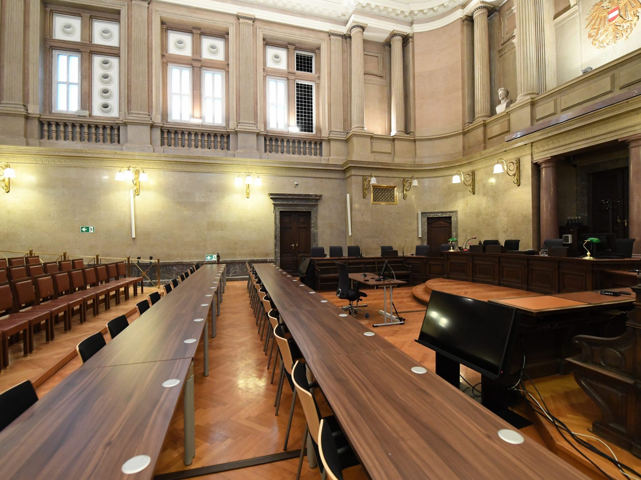 Die Strafe wurde um ein Jahr auf 13 Jahre Haft erhöht. Die Strafe wurde um ein Jahr auf 13 Jahre Haft erhöht.