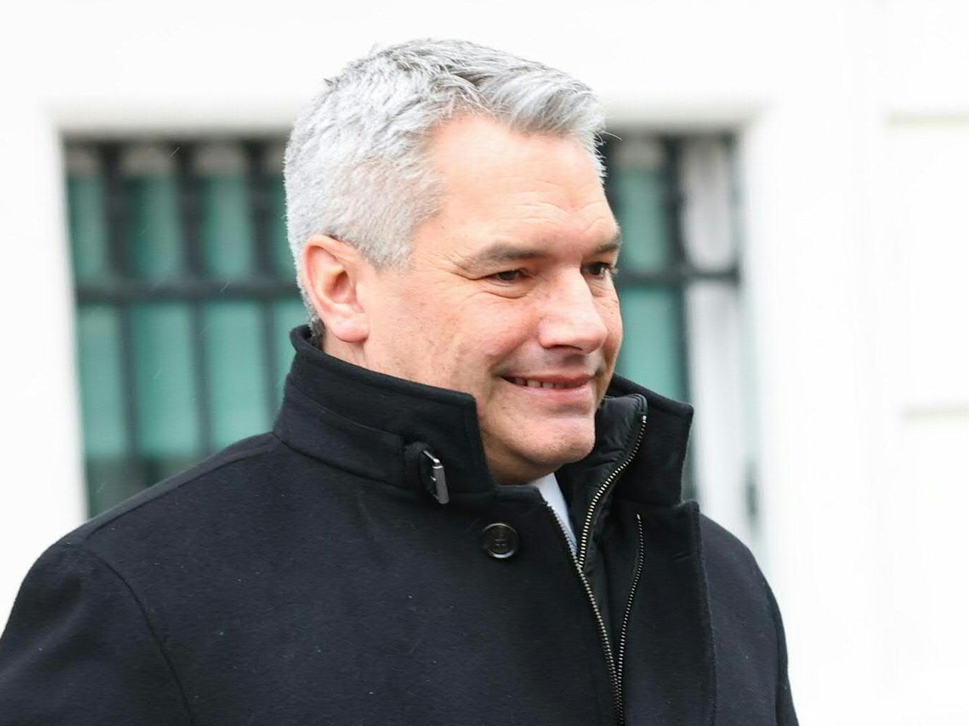 Nehammer ließ die "Nehammer Consulting GmbH" ins Firmenbuch eintragen.