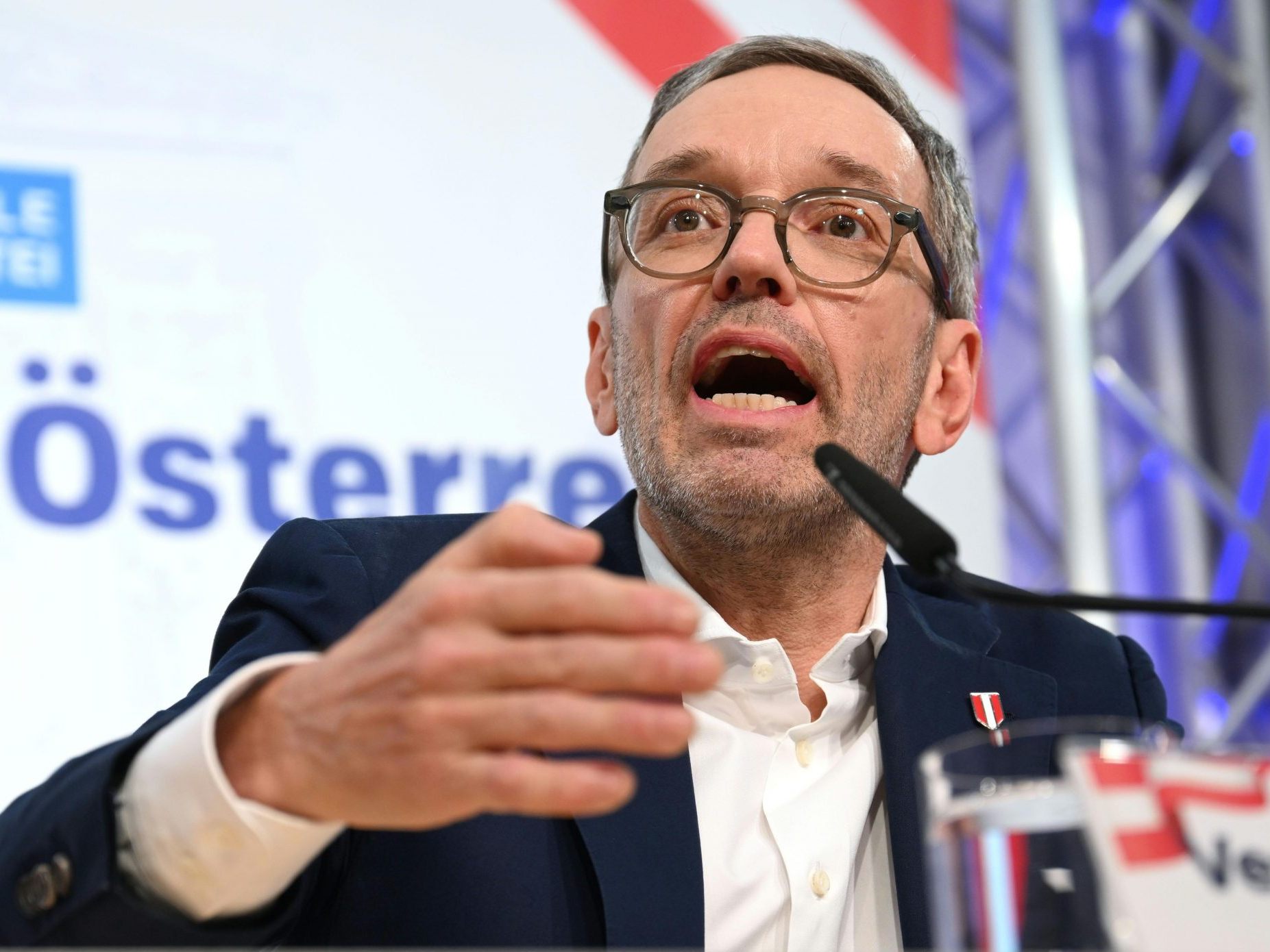 Kickl lädt die ÖVP zu Gesprächen ein.