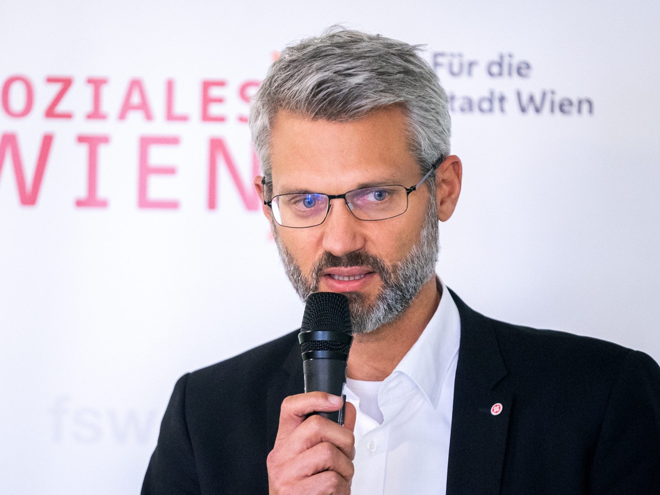 Der Geschäftsführer des Wiener Samariterbunds, Oliver Löhlein.