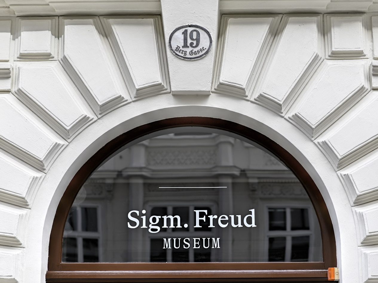Das Sigmund Freud Museum in Wien darf sich über einen neuen Besucher-Rekord freuen. Das Sigmund Freud Museum in Wien darf sich über einen neuen Besucher-Rekord freuen.
