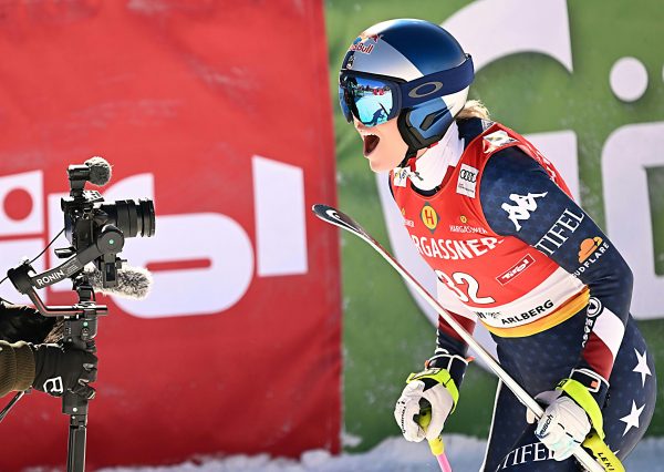 ABD0058_20250111 – ST. ANTON – STERREICH: Lindsey Vonn (USA) whrend der Abfahrt des Ski alpin Frauen-Weltcups in St. Anton am Samstag 11. Jnner 2025. – FOTO: APA/BARBARA GINDL