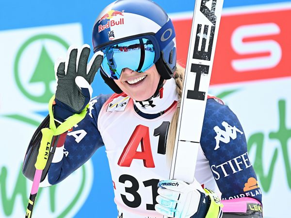 ABD0060_20250112 – ST. ANTON – STERREICH: Lindsey Vonn (USA) im Ziel beim Super-G des Ski Alpin Frauen-Weltcups in St. Anton am Sonntag 12. Jnner 2025. – FOTO: APA/BARBARA GINDL