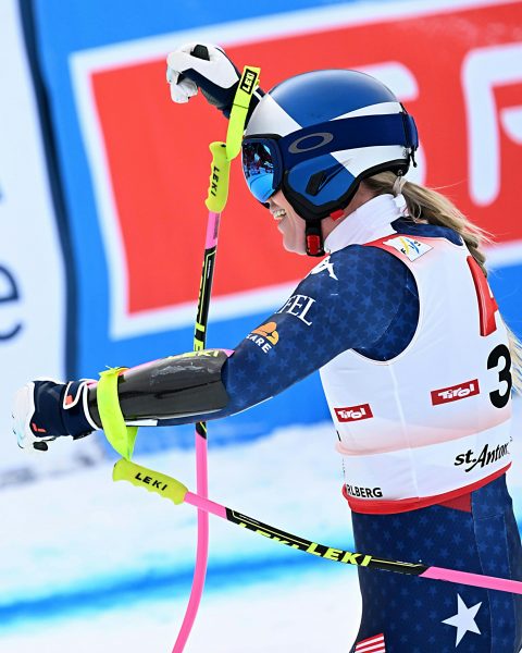 ABD0064_20250112 – ST. ANTON – STERREICH: Lindsey Vonn (USA) im Ziel beim Super-G des Ski Alpin Frauen-Weltcups in St. Anton am Sonntag 12. Jnner 2025. – FOTO: APA/BARBARA GINDL