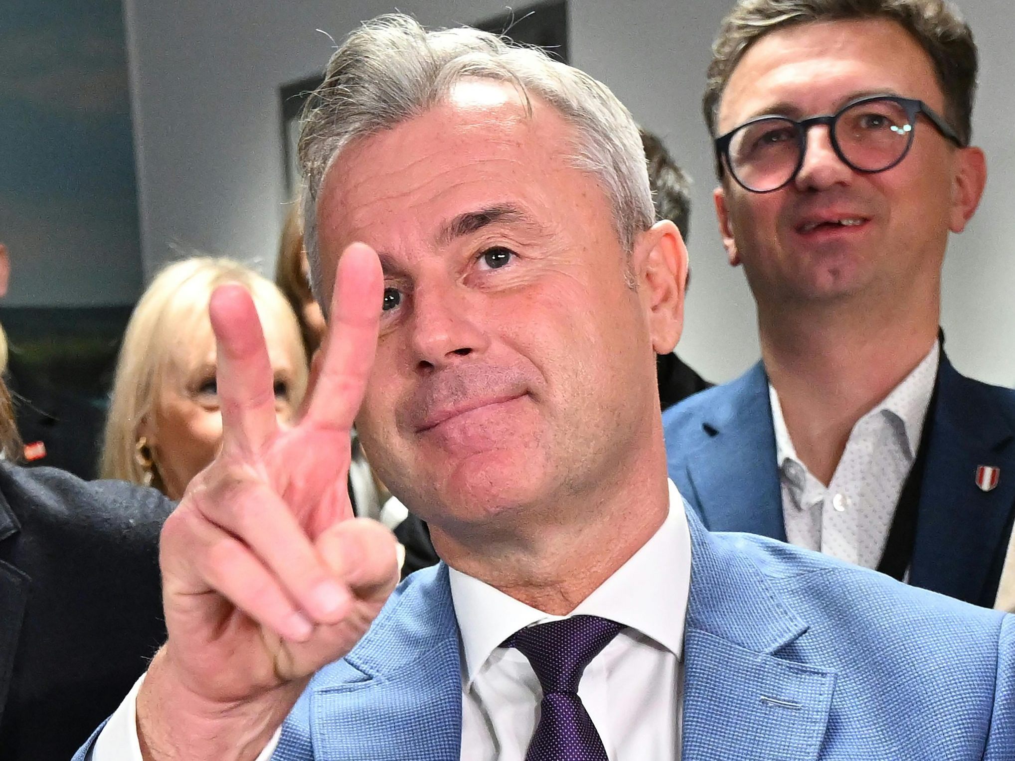 Die Wahlpartys der Parteien fielen recht unterschiedlich aus.