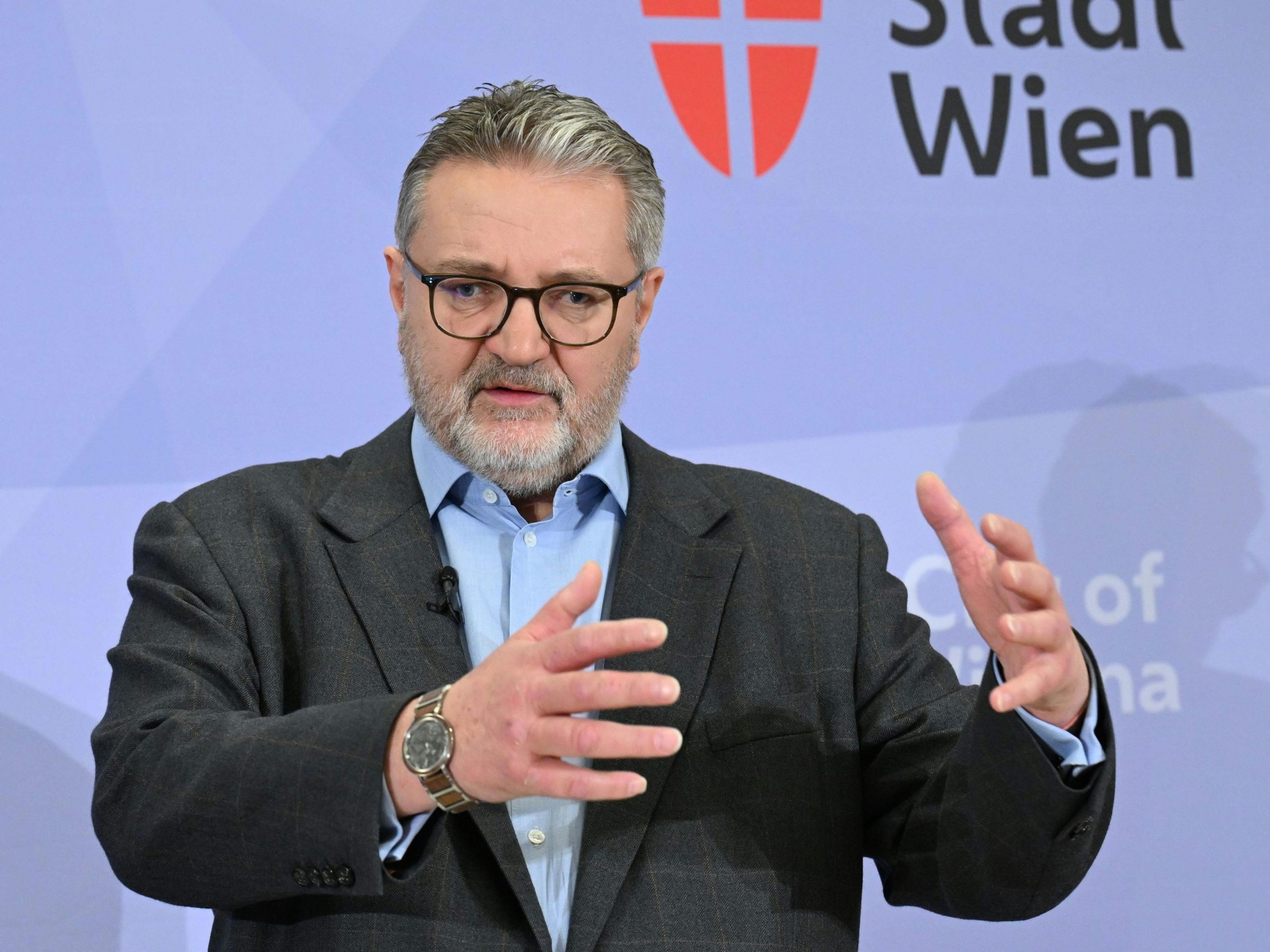 Hacker denkt an weitere Verschärfungen für Gastpatienten. Hacker denkt an weitere Verschärfungen für Gastpatienten.