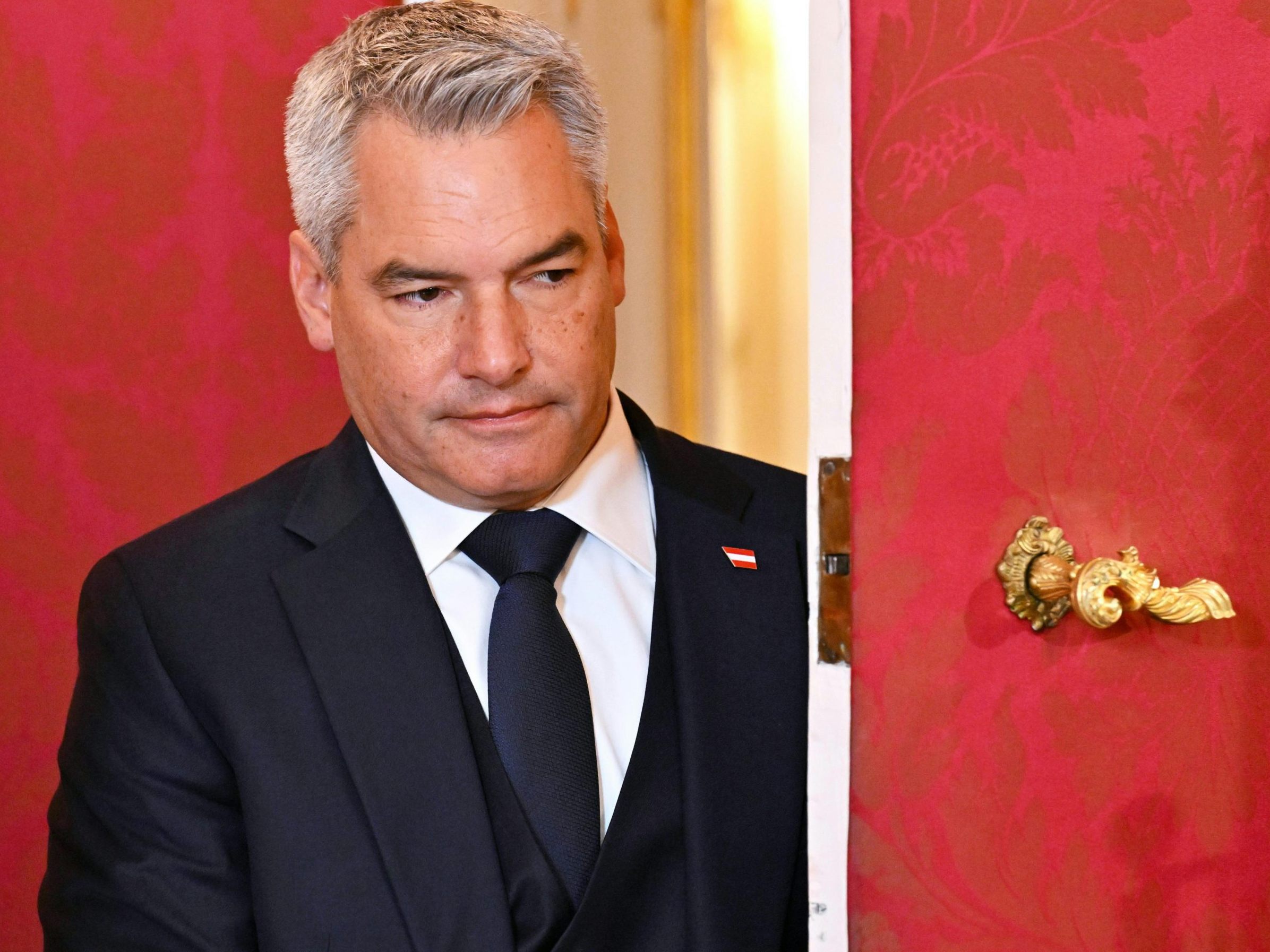 Nehammer wird am Freitag als Kanzler zurücktreten. Nehammer wird am Freitag als Kanzler zurücktreten.