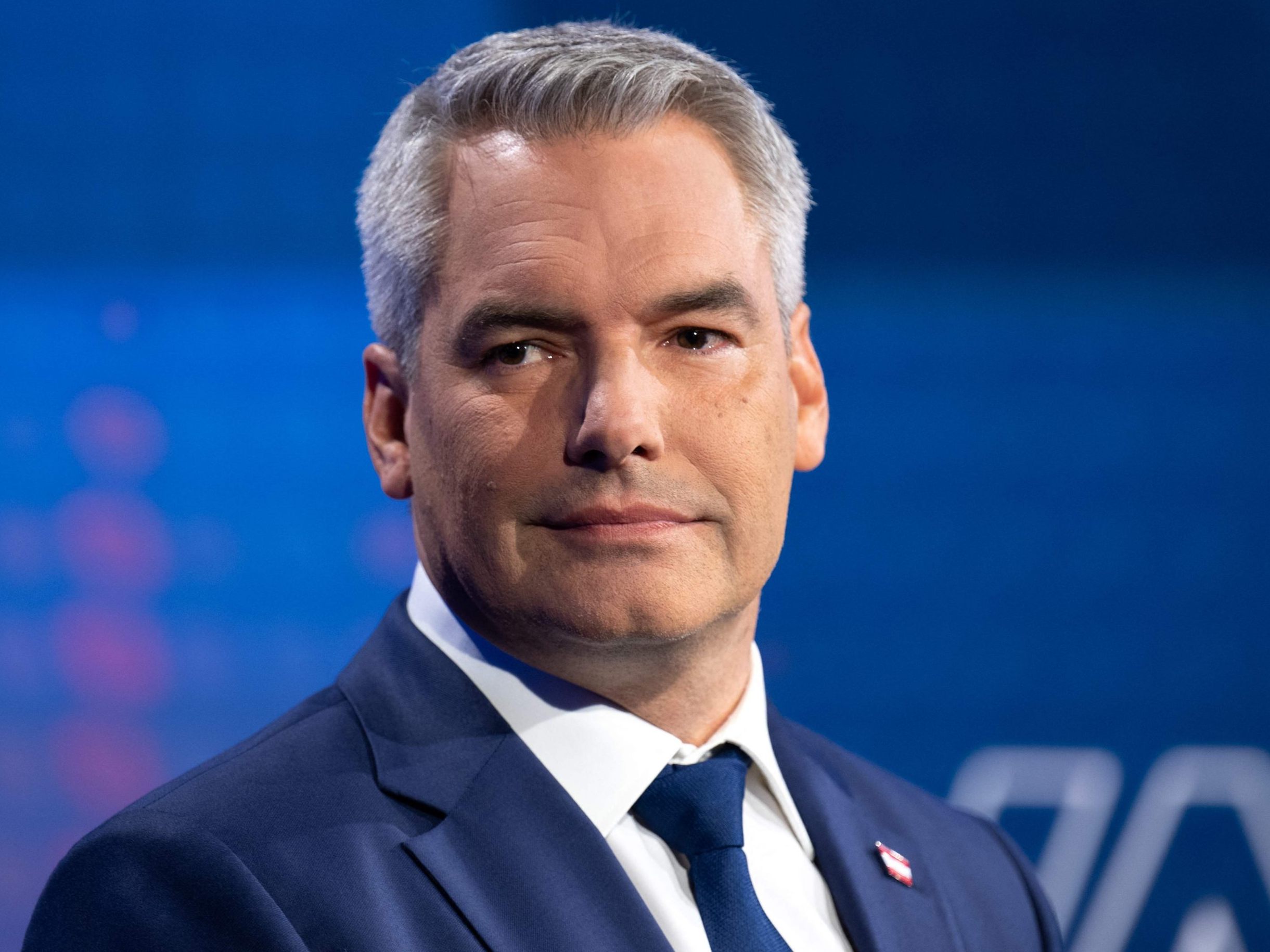 Karl Nehammer wird Berater.