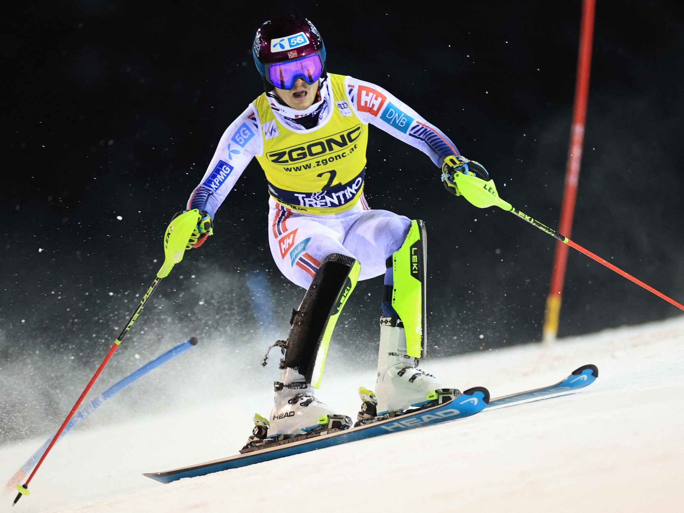 McGrath führt nach dem ersten Durchgang in Madonna di Campiglio. McGrath führt nach dem ersten Durchgang in Madonna di Campiglio.