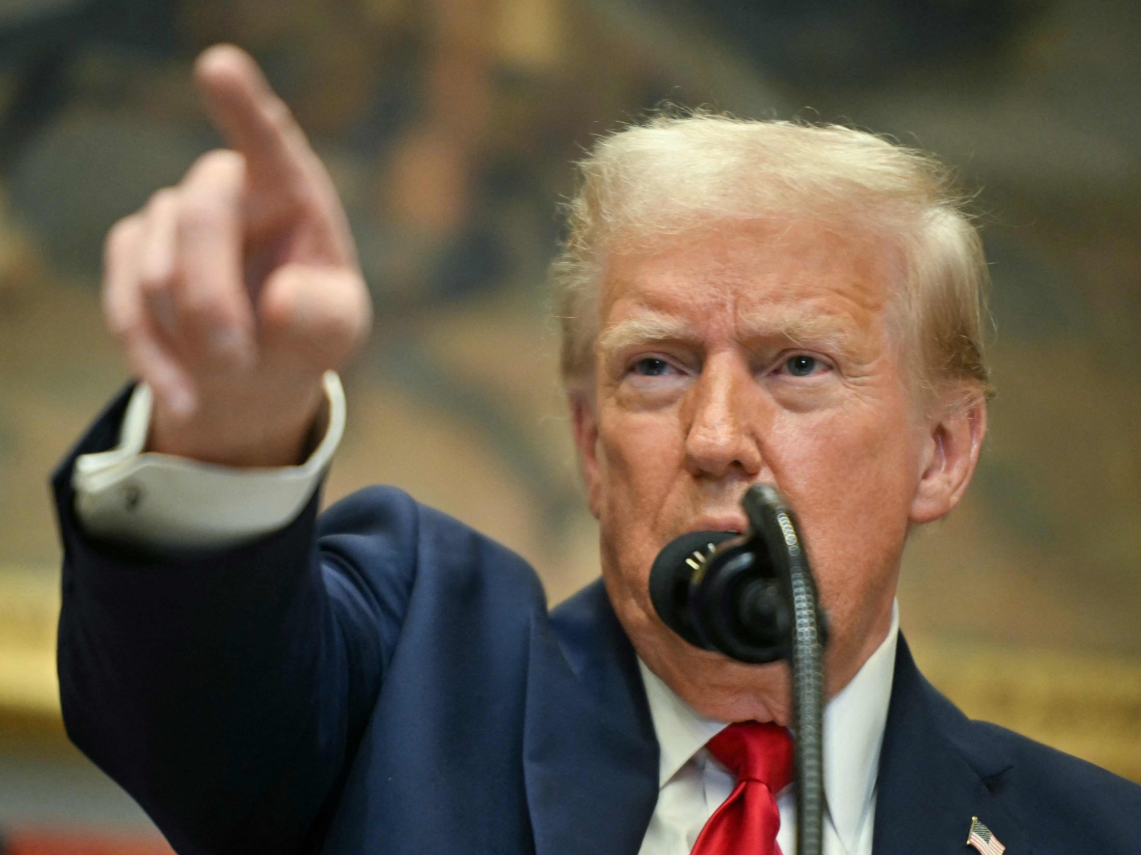 Donald Trump ist erst seit einem Tag wieder im Amt. Donald Trump ist erst seit einem Tag wieder im Amt.