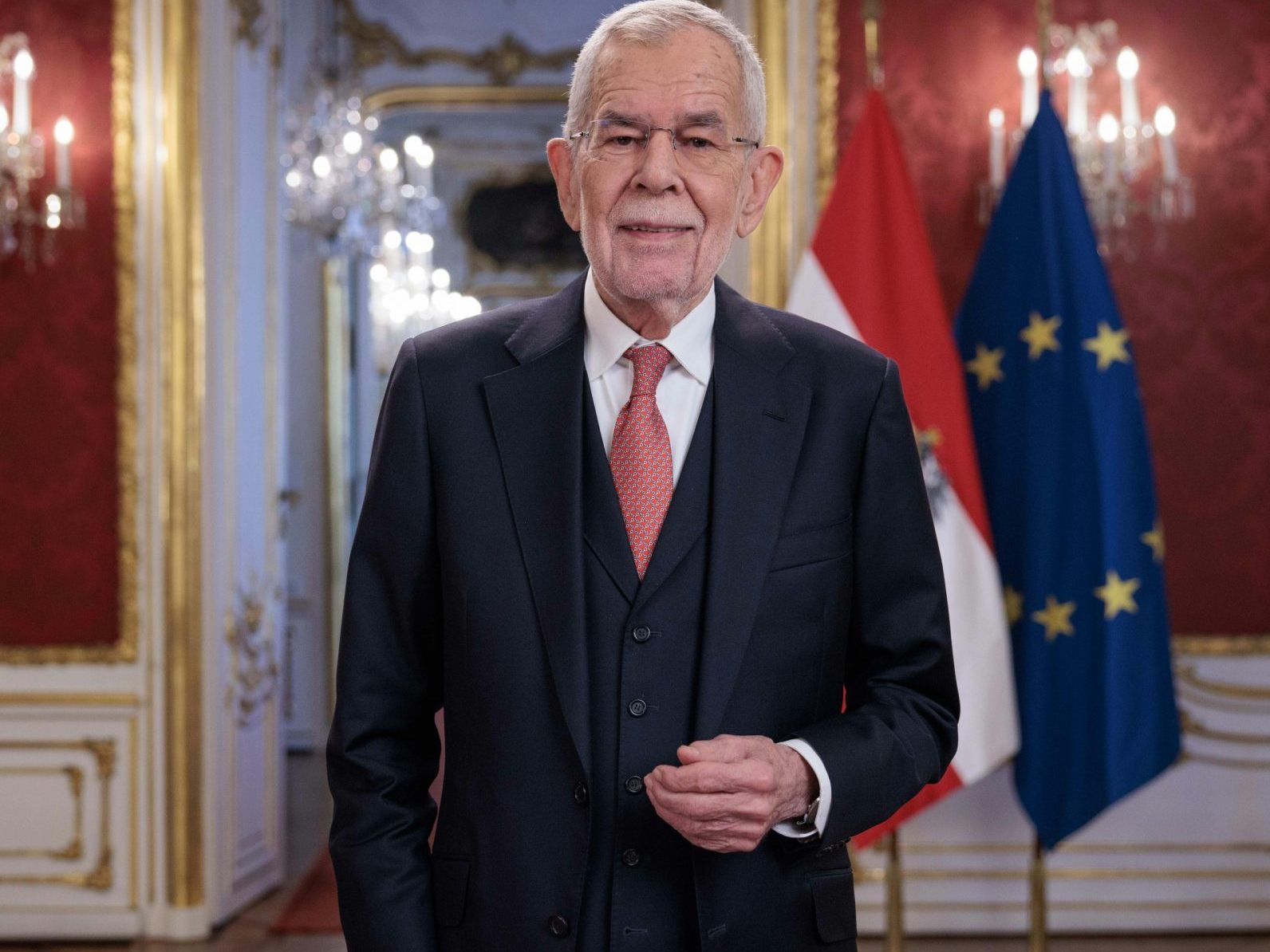 Bundespräsident Van der Bellen fragt, in welchem Land wir leben wollen. Bundespräsident Van der Bellen fragt, in welchem Land wir leben wollen.