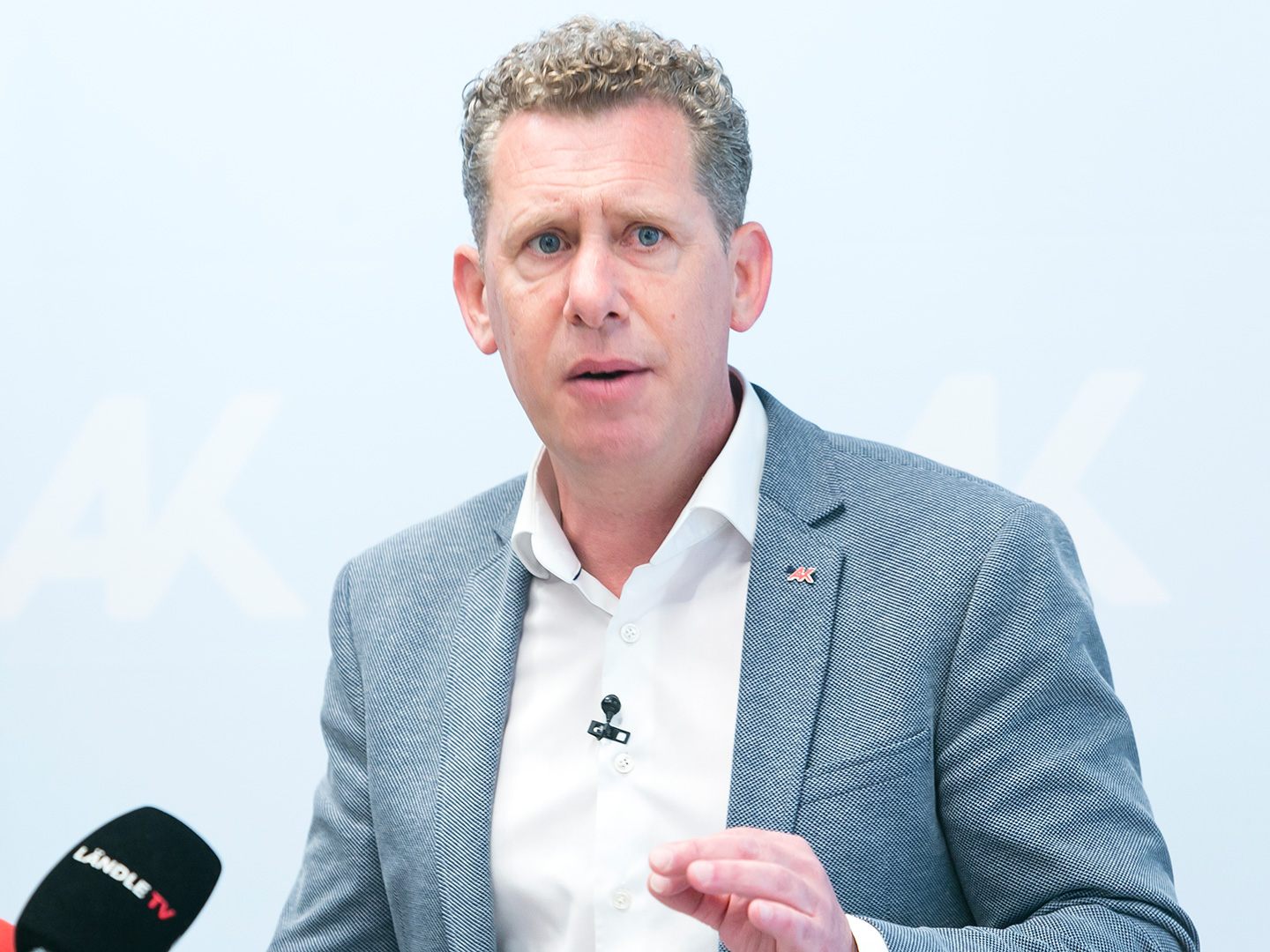 Bernhard Heinzle Bernhard Heinzle