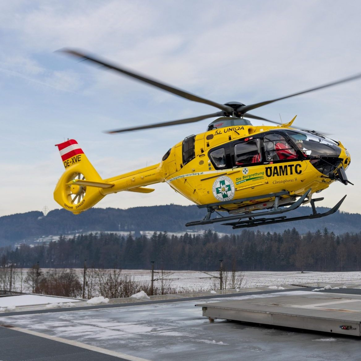 Der Hubschrauber landete in den Weihnachtsferien besonders oft.