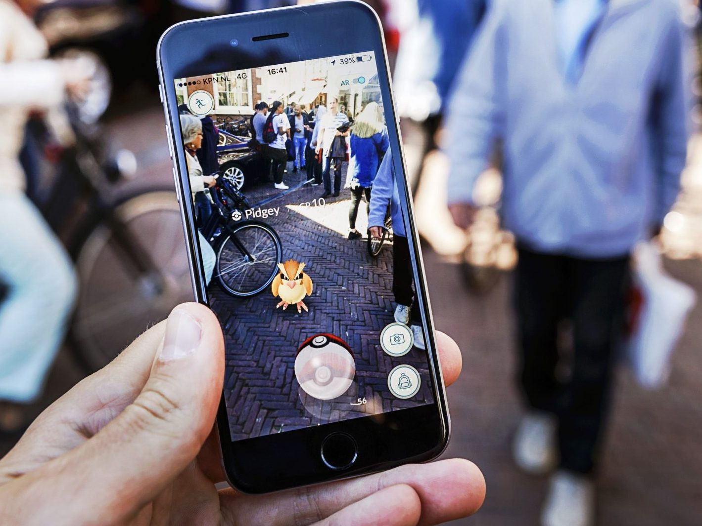 Virtuelle Jagd nach einem Pokémon endete in lebensgefährlicher Situation für 42-Jährigen. (Symbolbild)