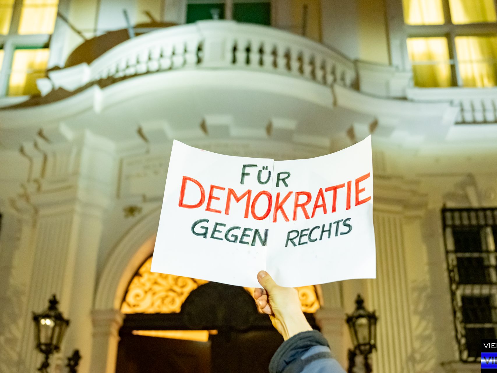 09102025 Kundgebung Alarm für die Republik-Protest gegen rechtsextremen Bundeskanzler