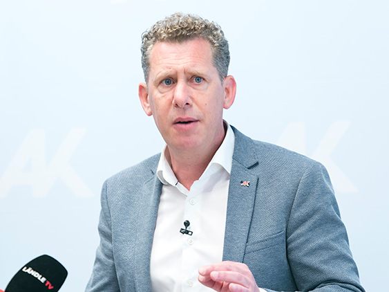 Wer zahlt, muss besser gehört werden, ist AK Präsident Bernhard Heinzle überzeugt.