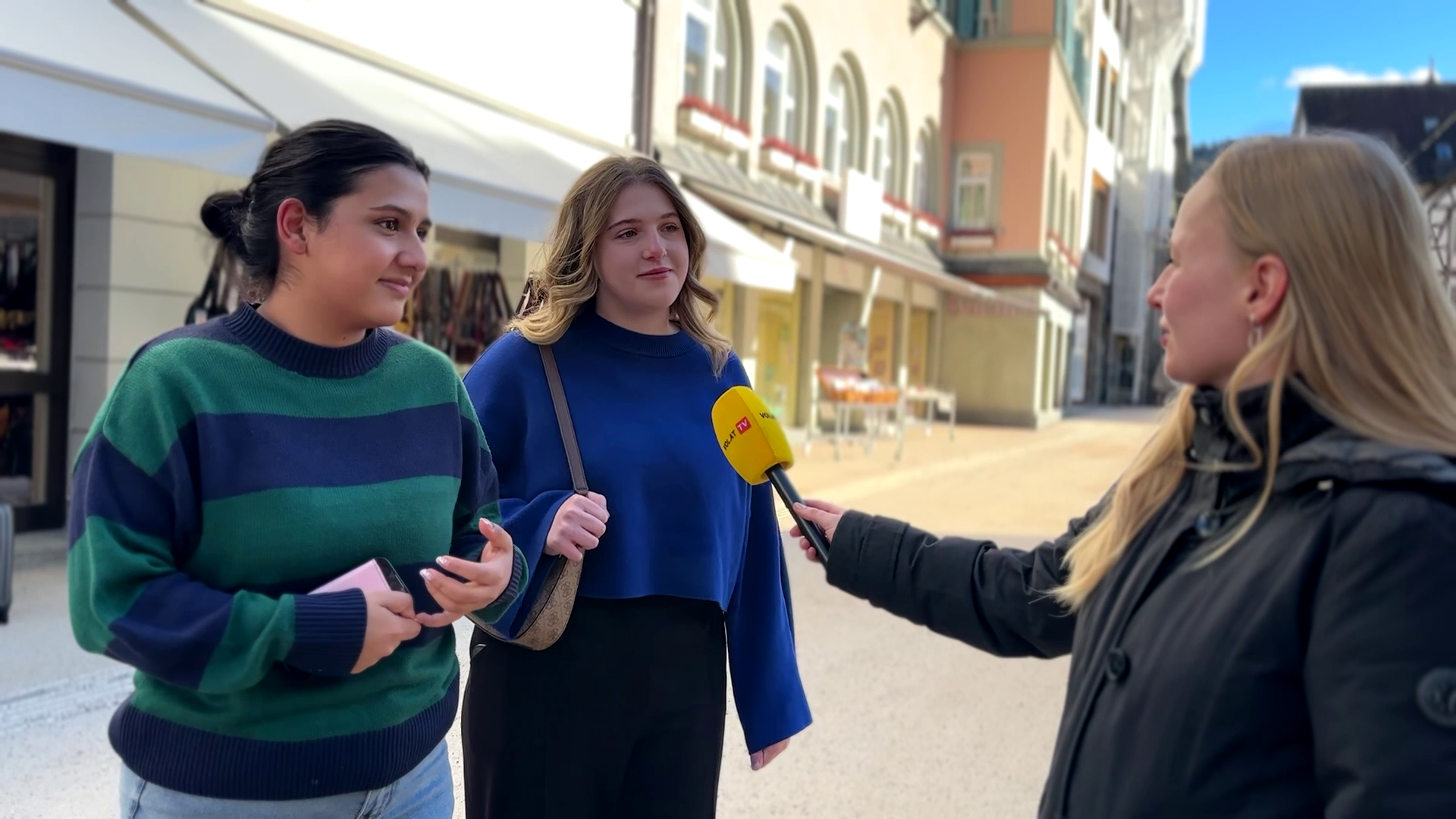 Merel Dilek aus Hard und Dalila Burzic aus Dornbirn. 